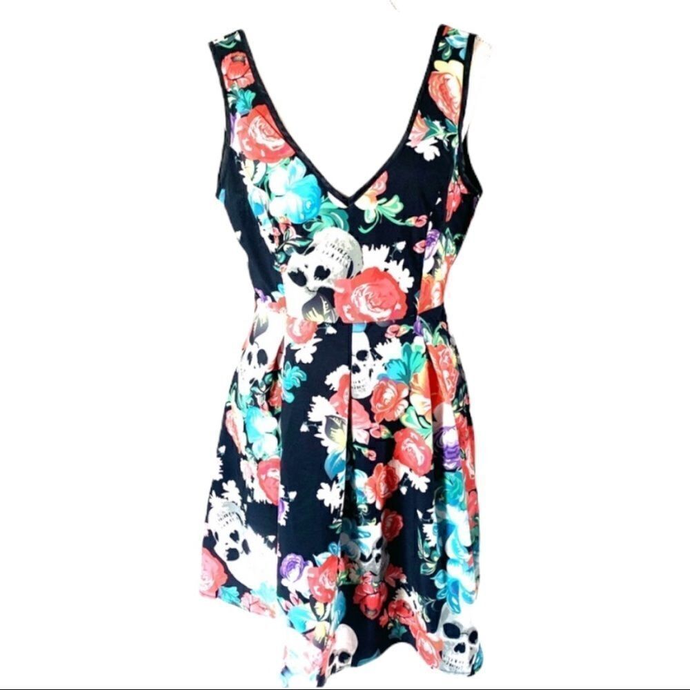 JF Skull & Floral Low V Neck Dress Sz M